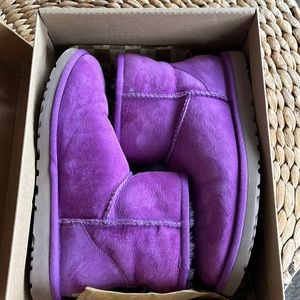 Uggs Womens Mini
